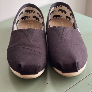 Toms slide on shoes. Black new